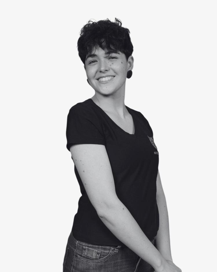isa-munhoz.jpeg Isabella Munhoz - Diretora de Arte